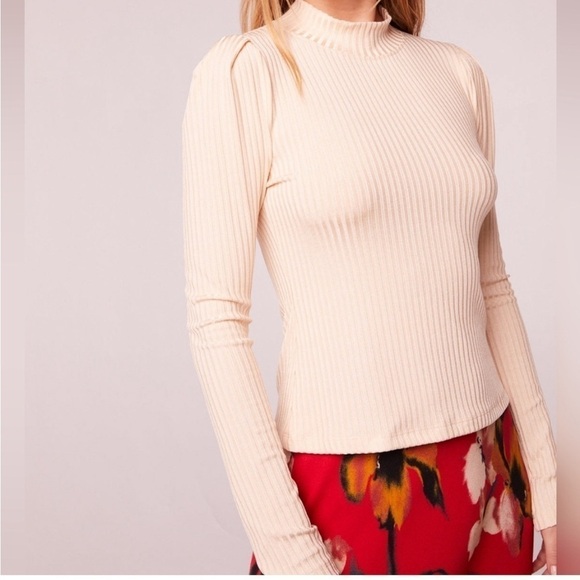 BAND OF THE FREE ANNABELLE RIBBED CREAM PUFF SLEEVE LONG SLEEVE SIZE S - Picture 1 of 7